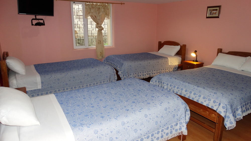 Travellers Inn كويتو المظهر الخارجي الصورة