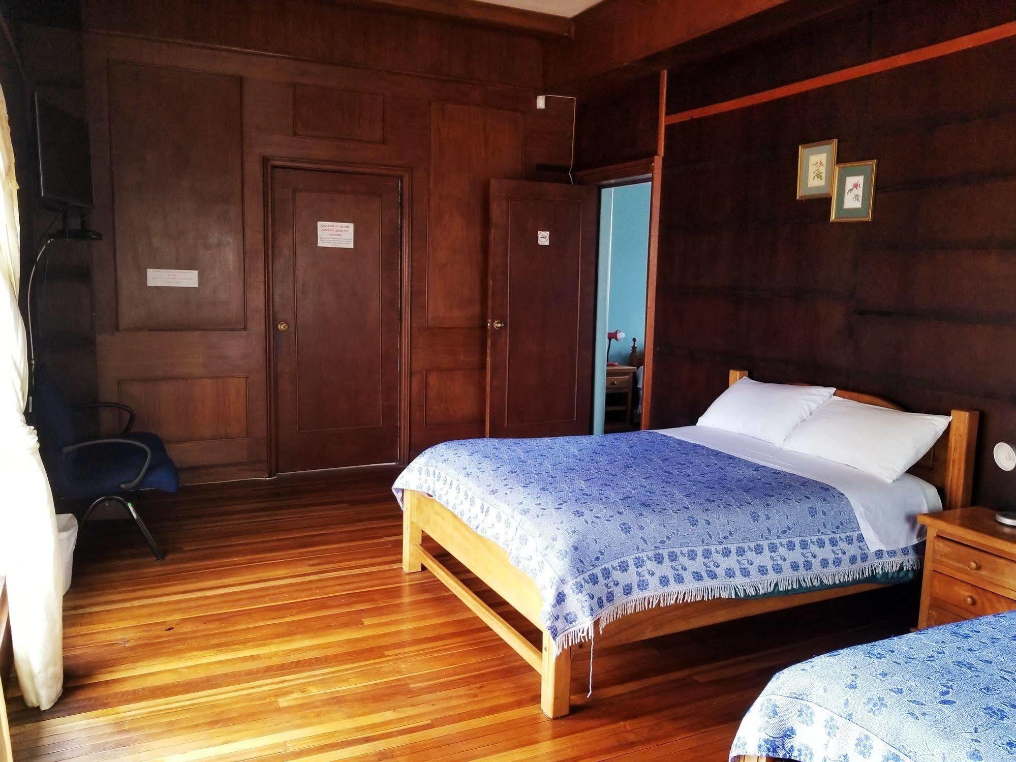 Travellers Inn كويتو المظهر الخارجي الصورة